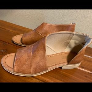 Catherine Malandrino Theorie Flat